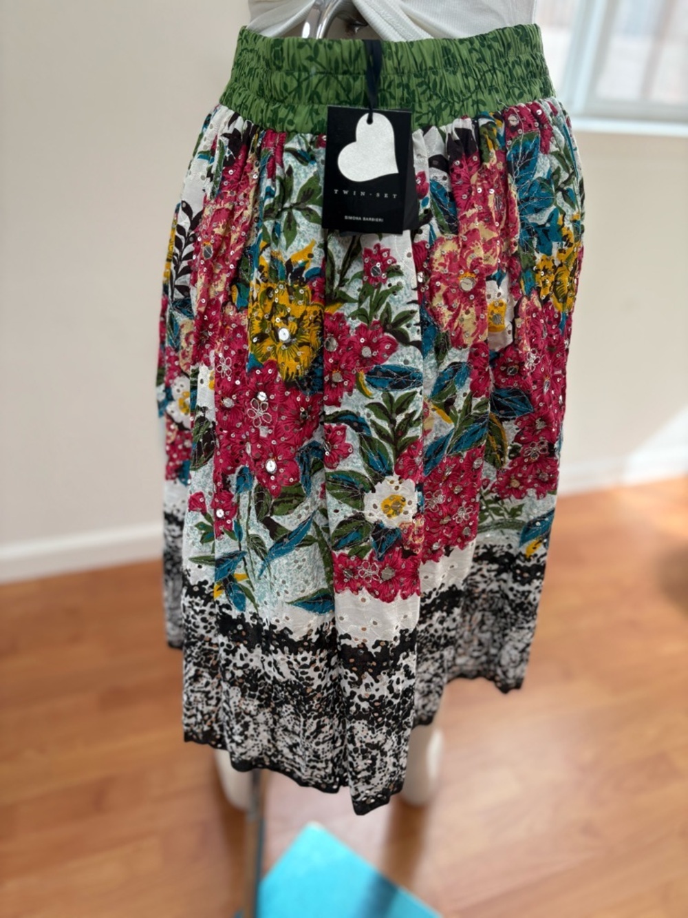 Twin-Set Green-Waist Floral Midi Skirt with Multicolor Blossoms